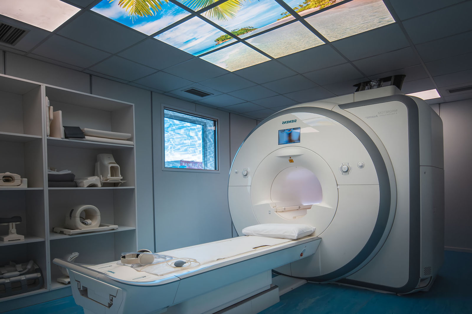 τη μαγνητική τομογραφία στην Πάφο MRI scans in Paphos